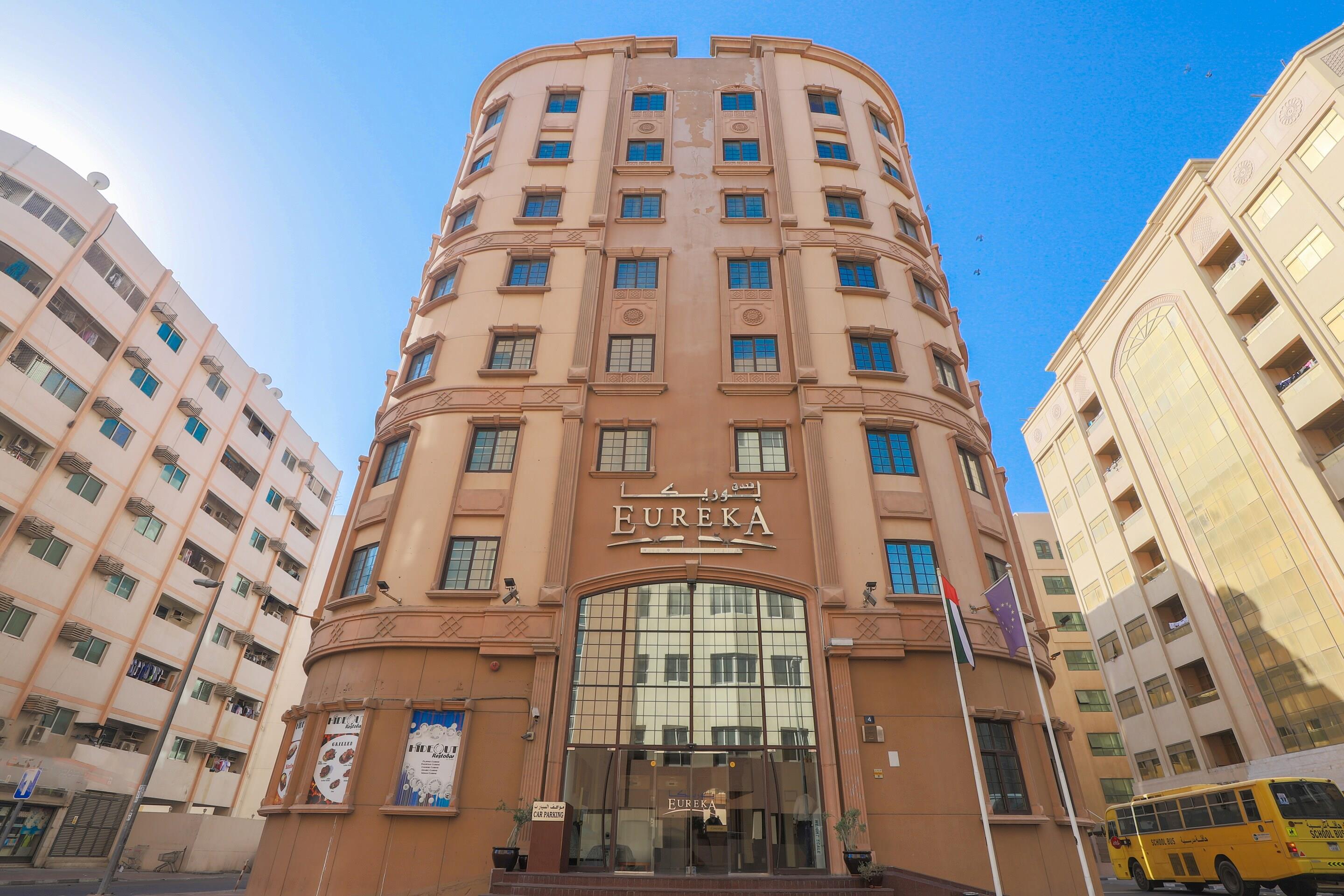 Dubai Palm Hotel, Dubai - Compare Deals