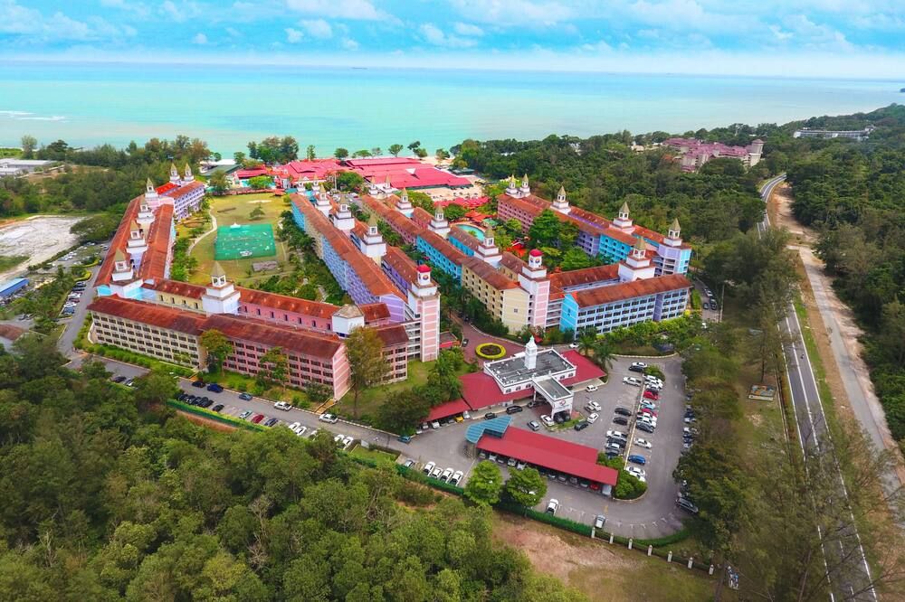 Lotus Desaru Beach Resort Spa, Bandar Penawar