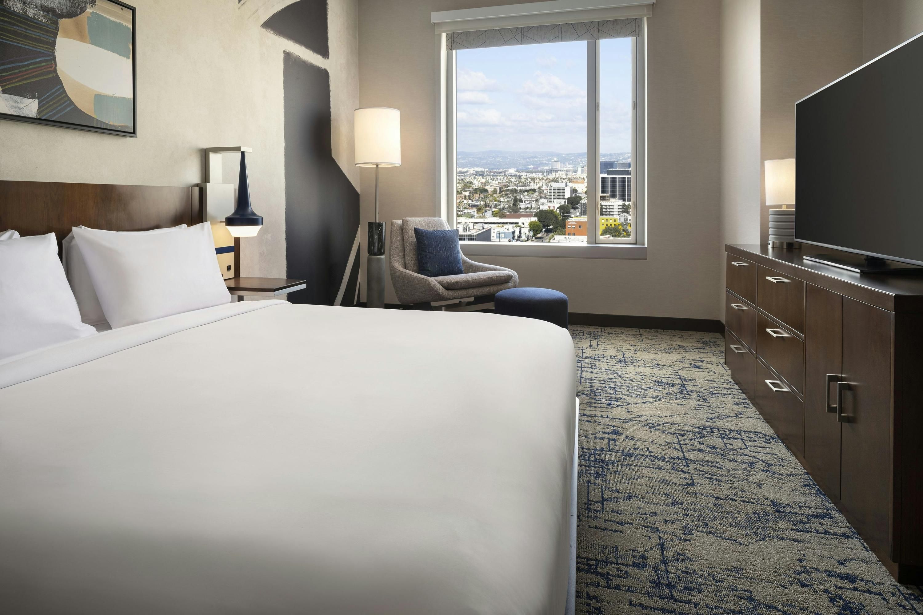 Hotels near Crypto.com Arena, Los Angeles - Amazing Deals on 224 Hotels