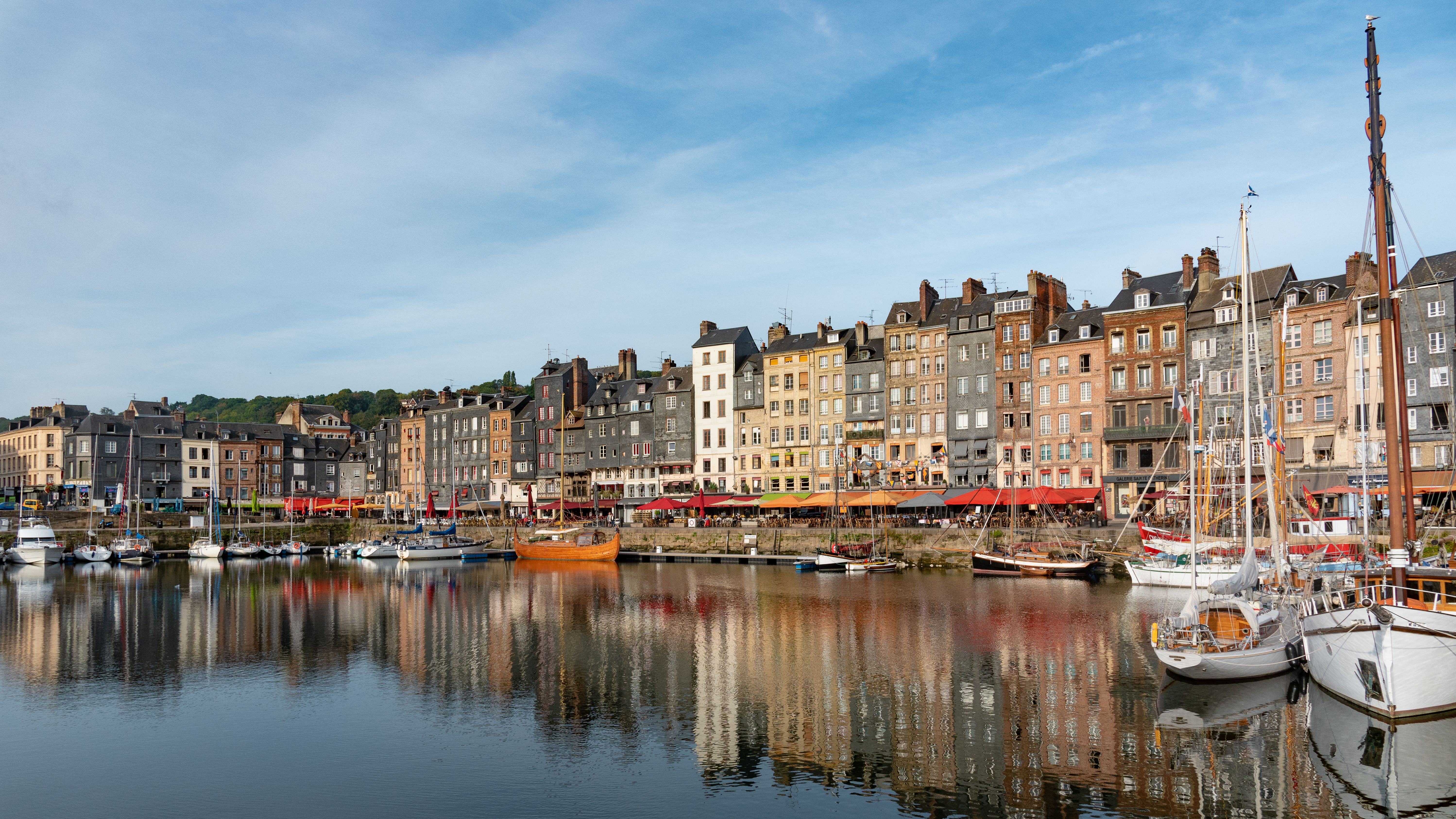 Honfleur, France Holiday Rentals, Apartments & Condos