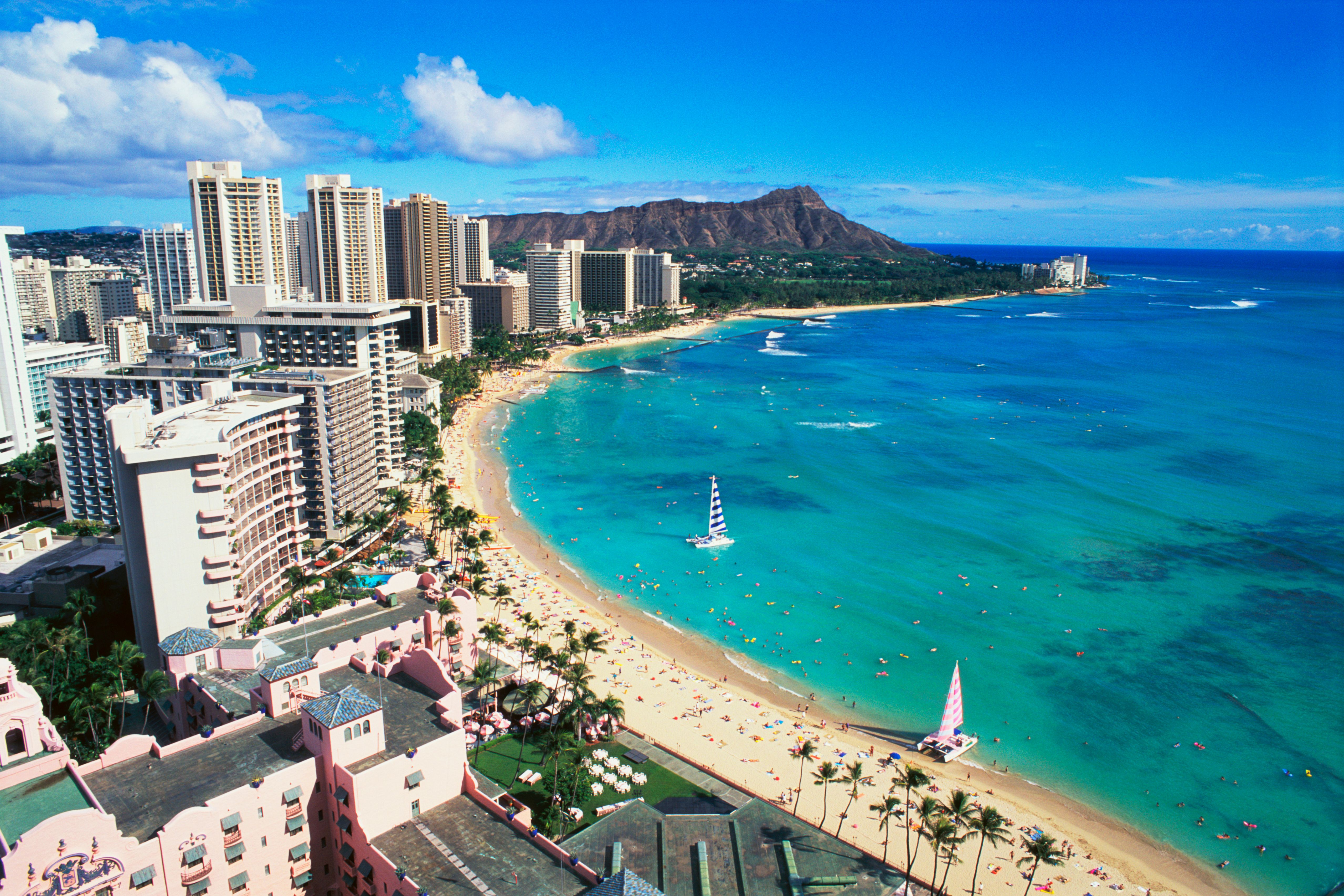 Waikiki Hotels, in Honolulu 3,944 Cheap Waikiki Hotel Deals
