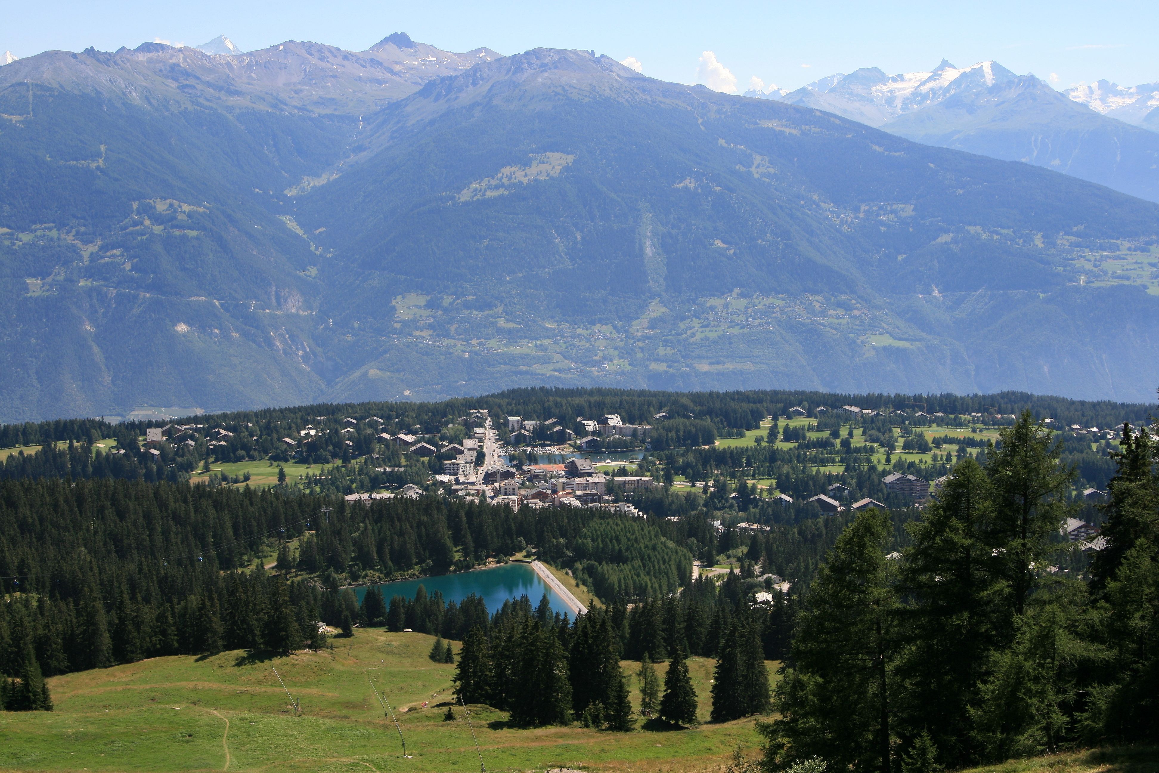 CransMontana, Switzerland Holiday Rentals, Apartments & Condos