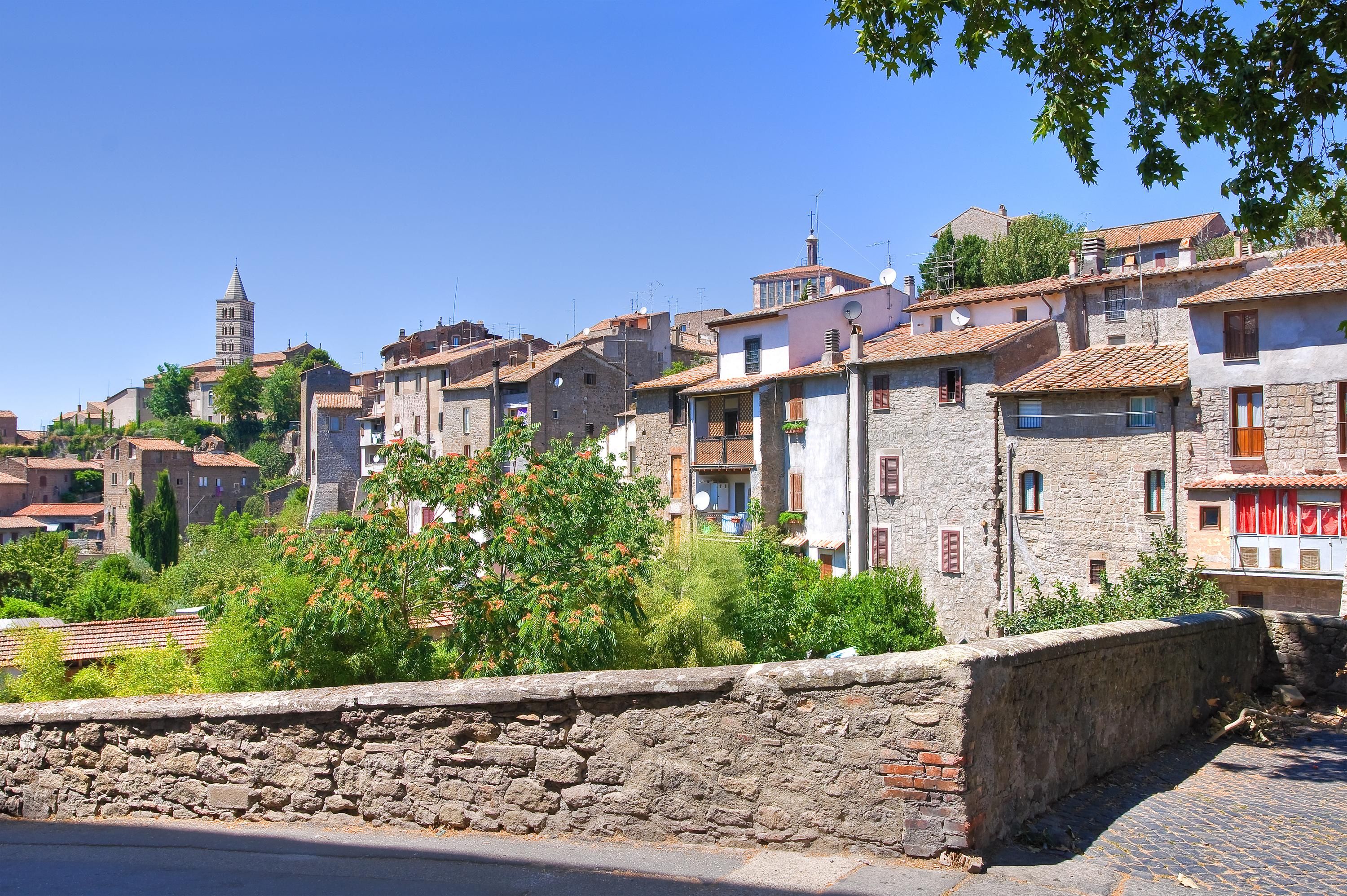 Viterbo, Italy Holiday Rentals, Apartments & Condos