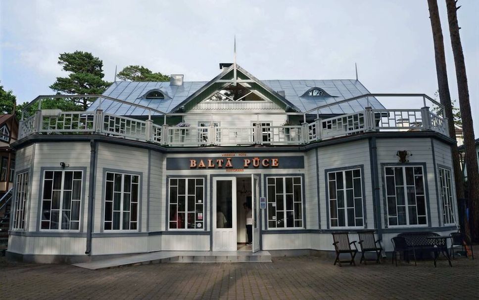 Building Photo