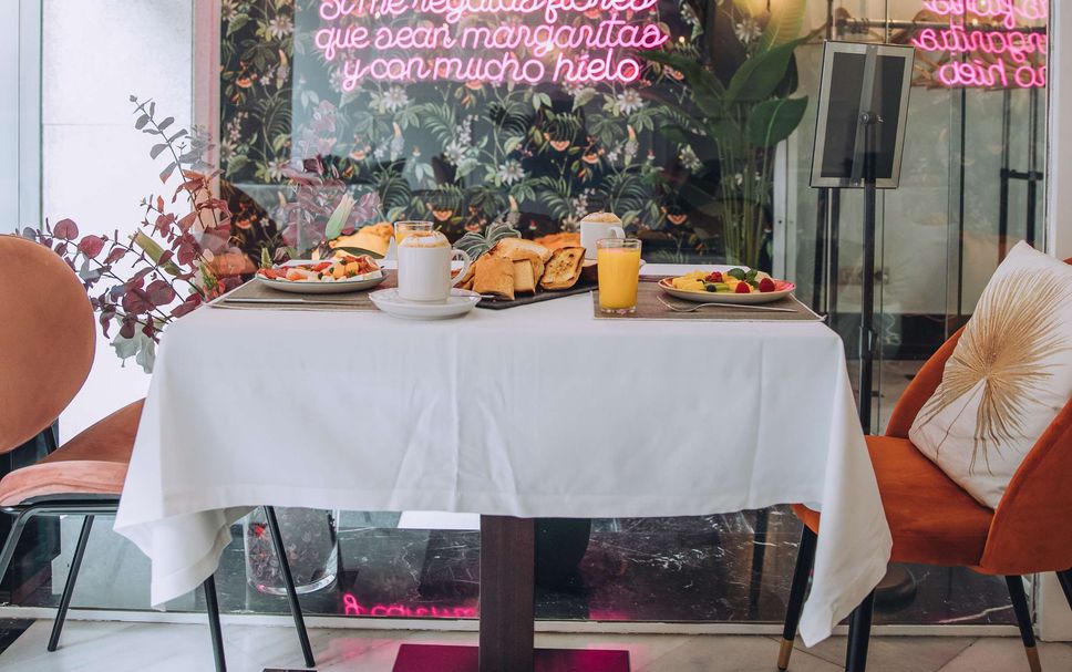 Dining room Photo