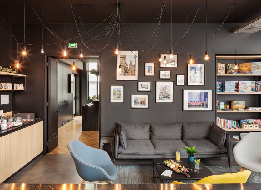 Lounge Photo
