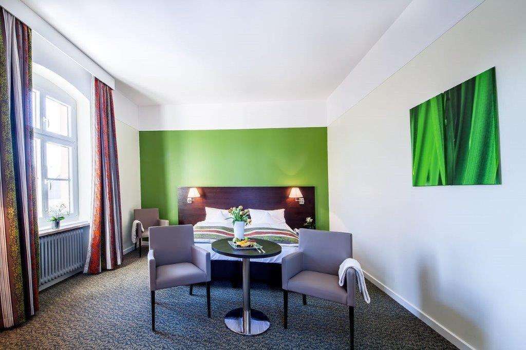 Hotel amenity