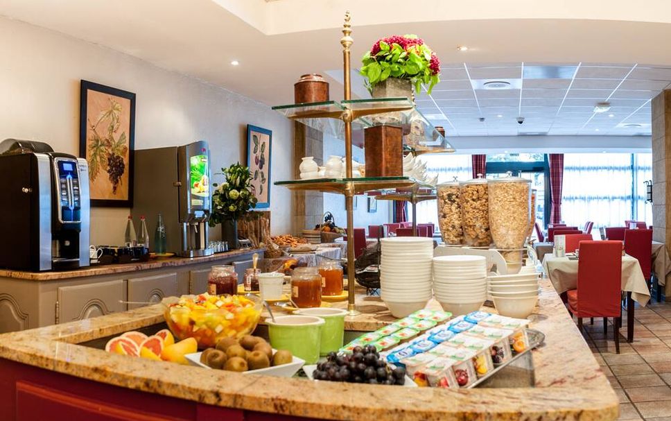 Buffet Photo