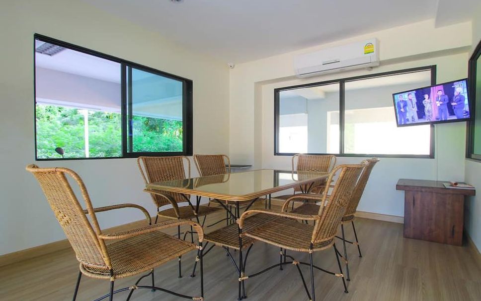 Dining room Photo