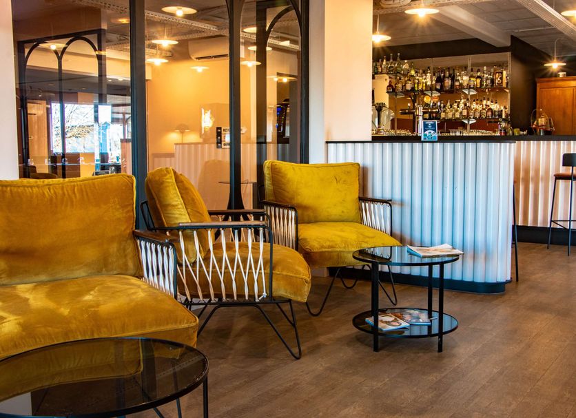 Bar Photo