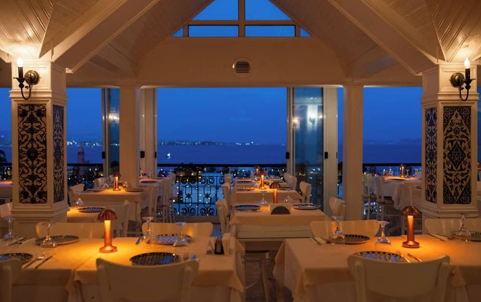 Restaurant Photo