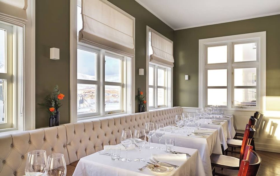Restaurant Photo