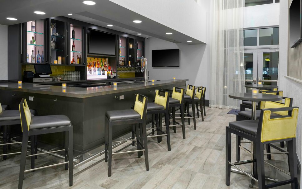 Bar Photo