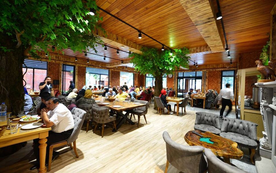 Restaurant Photo