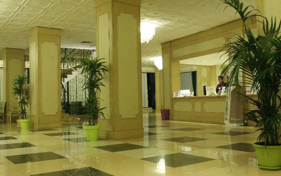 Lobby Photo