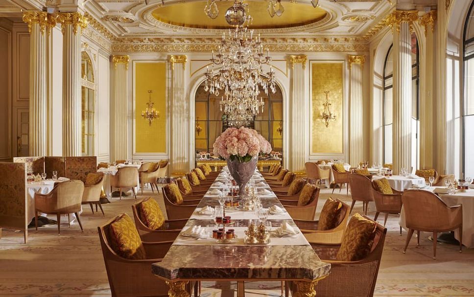 Banquet hall Photo