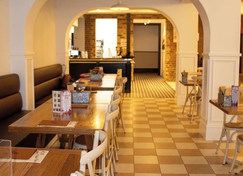 Restaurant Photo