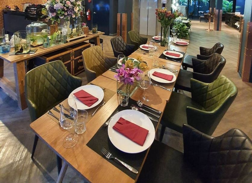Restaurant Photo