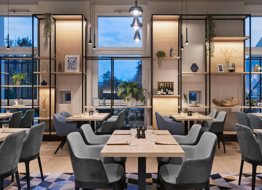 Restaurant Photo