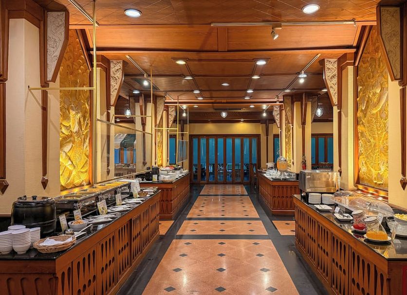 Buffet Photo