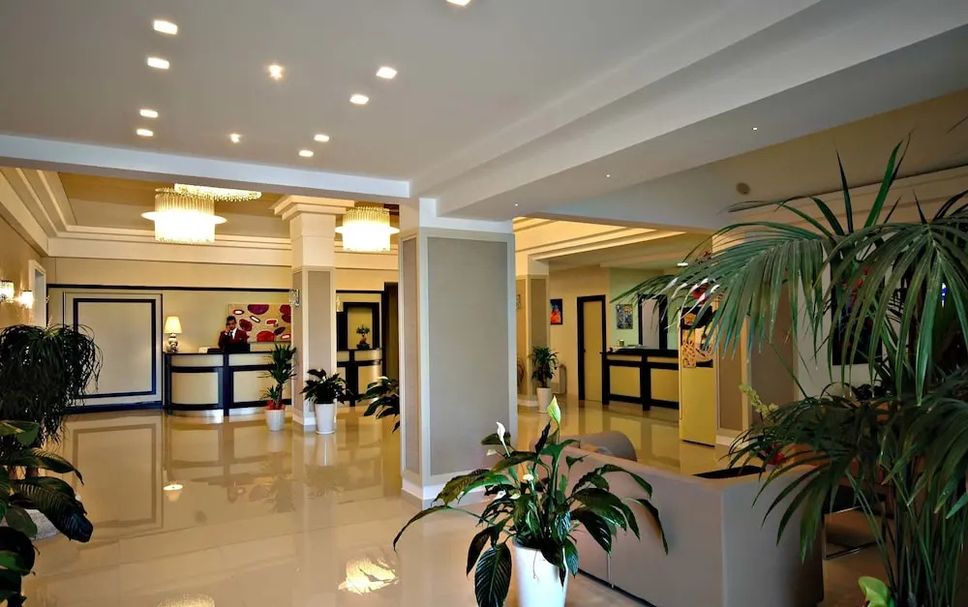 Lobby Photo