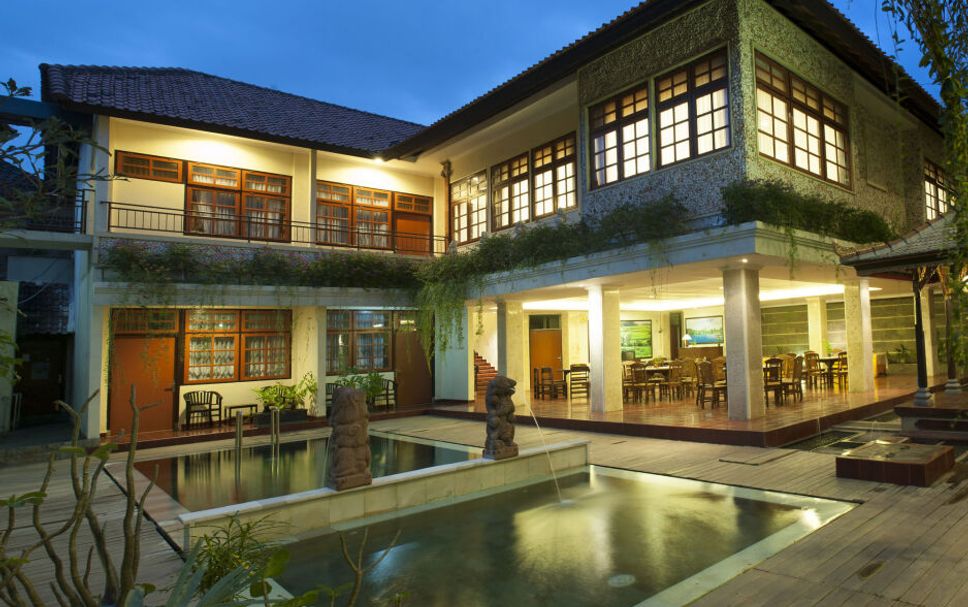 Building Photo