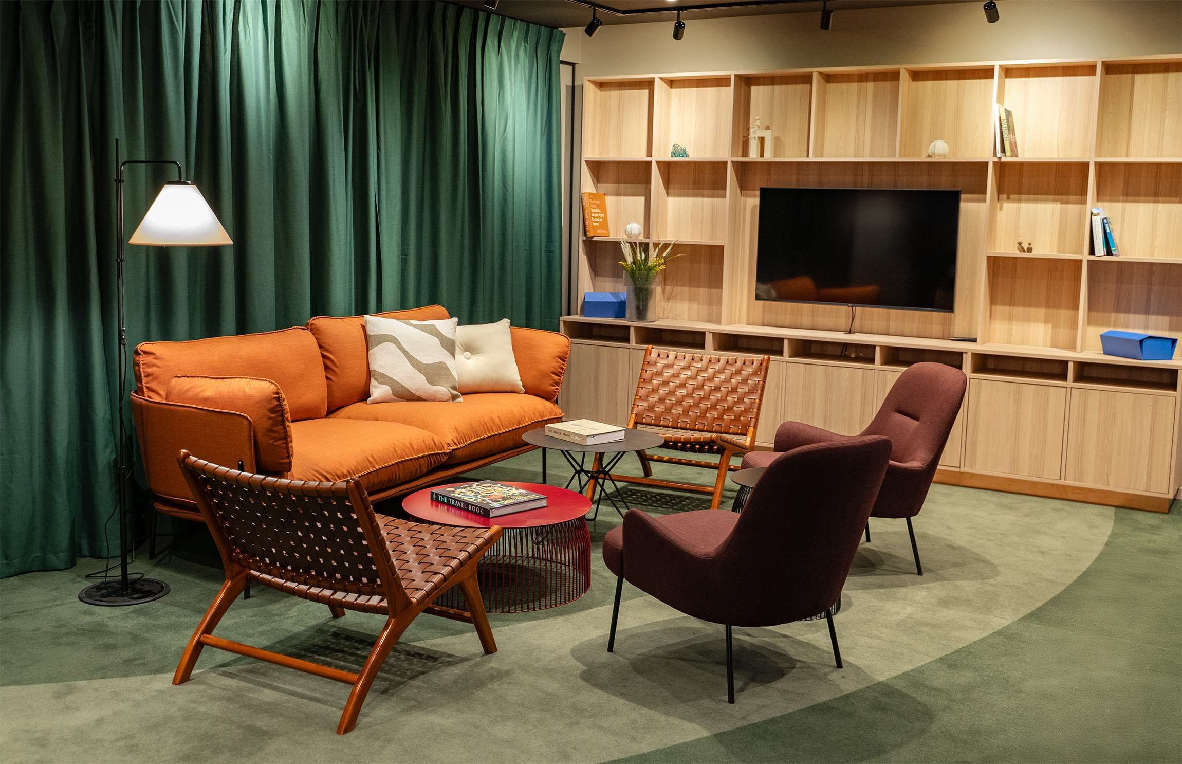 Lounge Photo