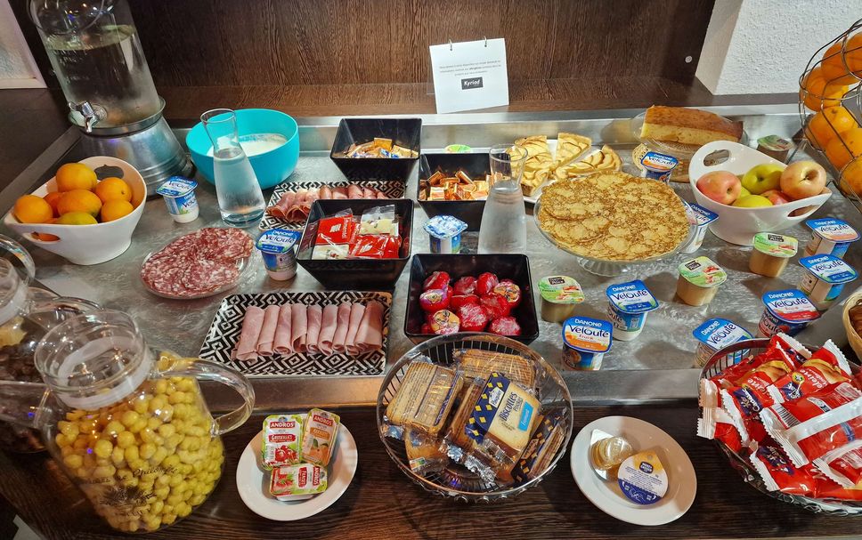 Buffet Photo