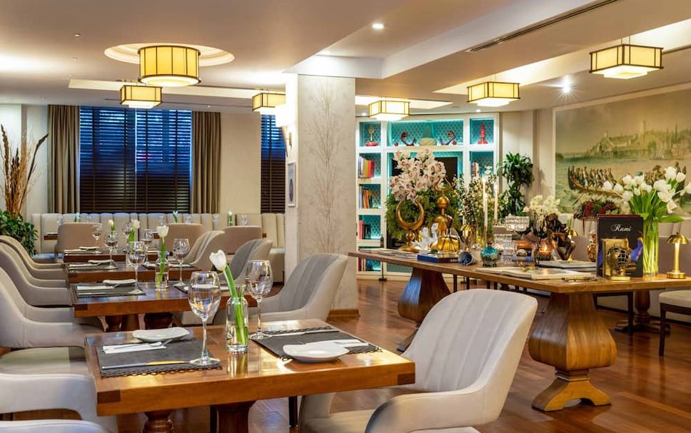 Restaurant Photo