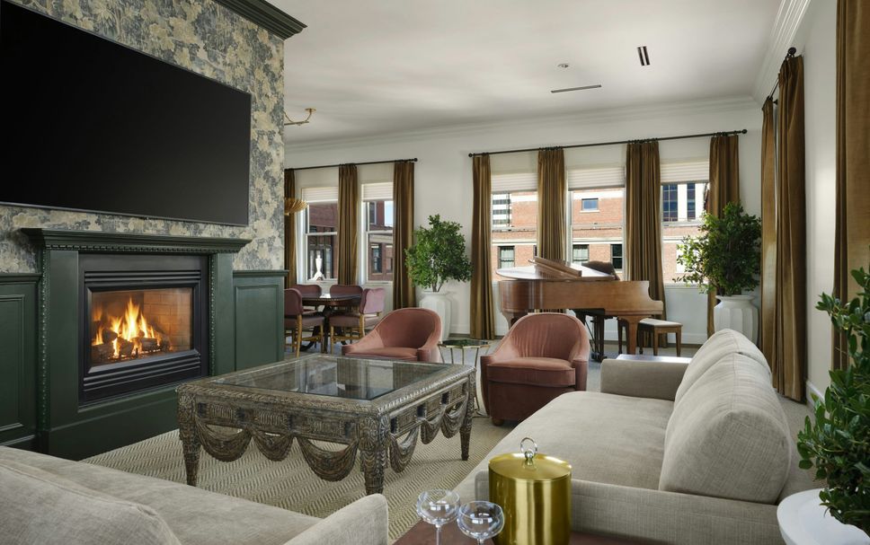 Lounge Photo