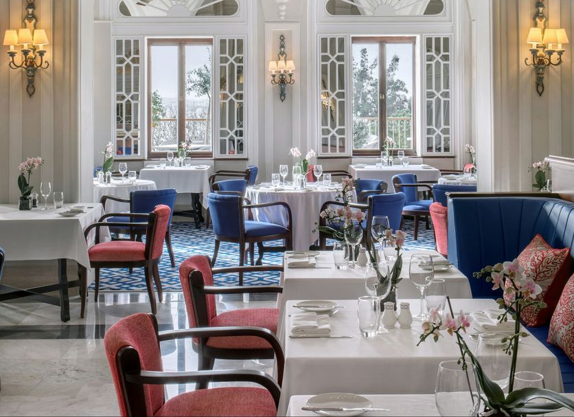 Restaurant Photo