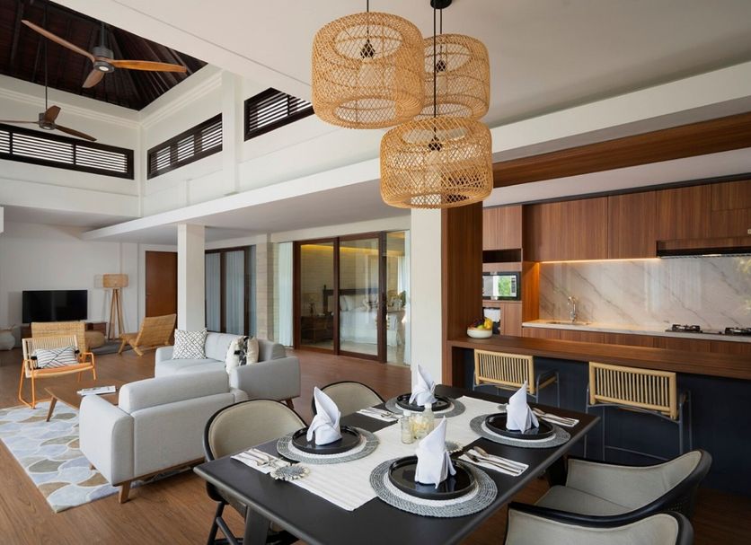 Dining room Photo