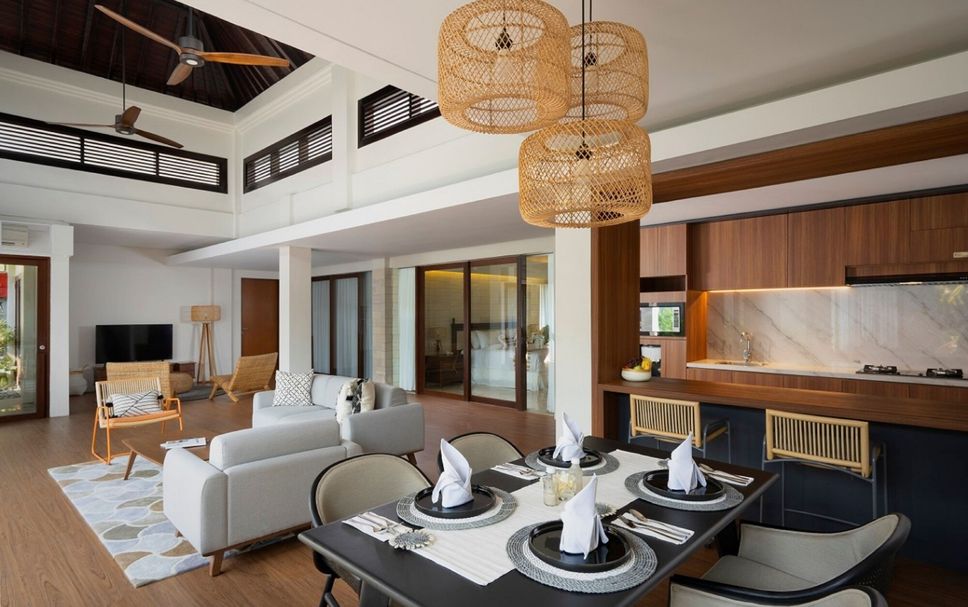 Dining room Photo