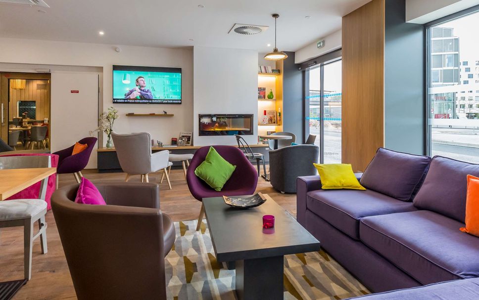Lounge Photo