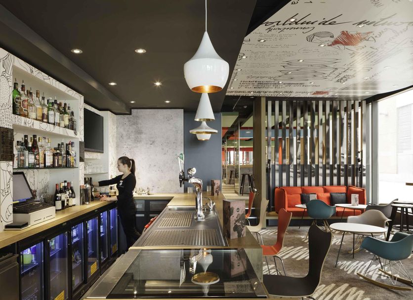 Bar Photo
