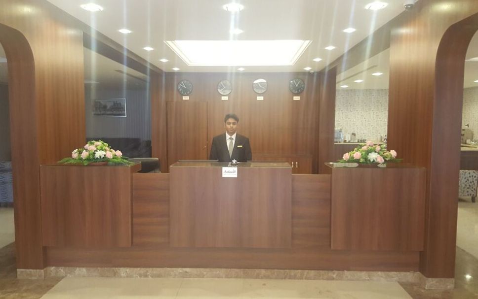 Front desk Photo