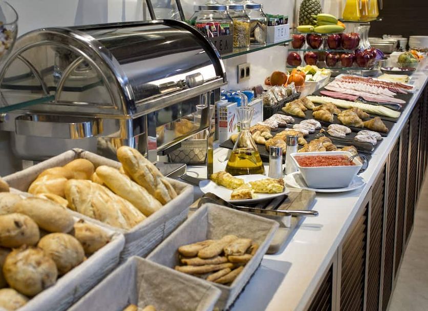 Buffet Photo