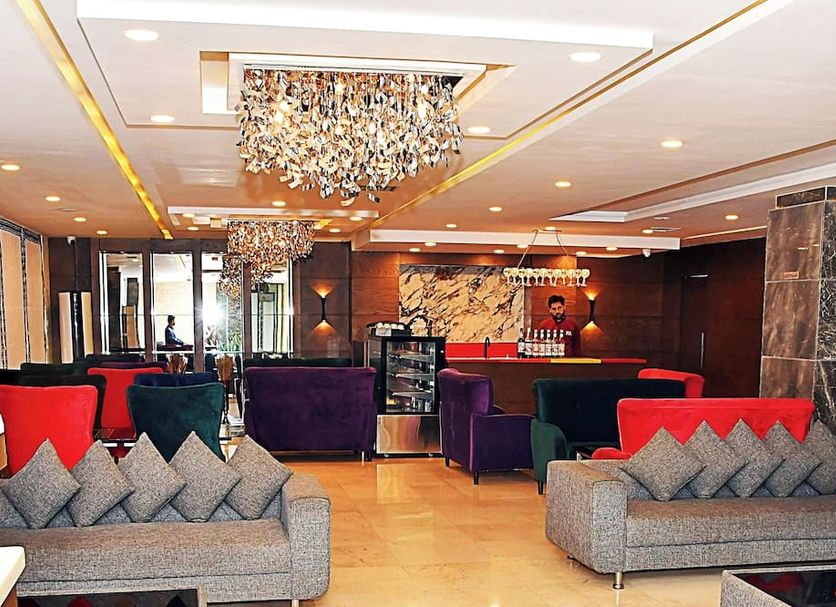Lounge Photo