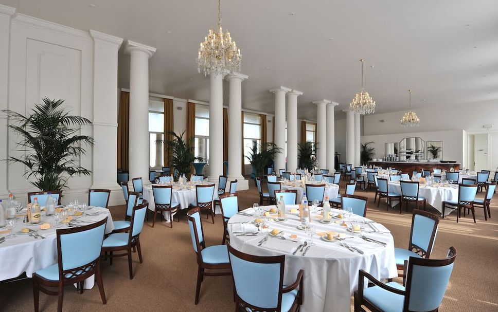 Banquet hall Photo