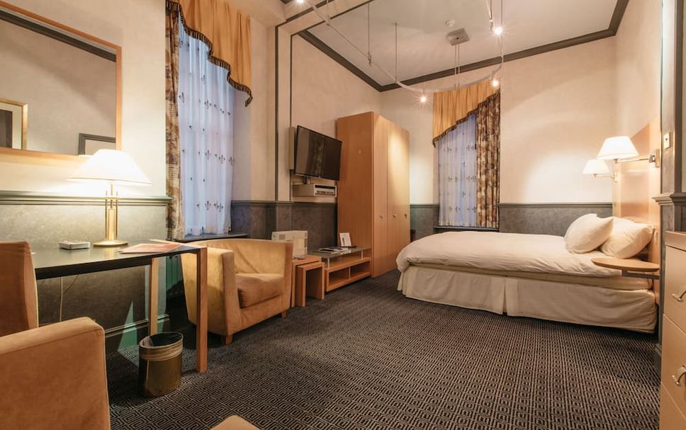 Bedroom Photo