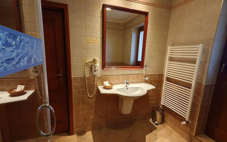 Bathroom Photo