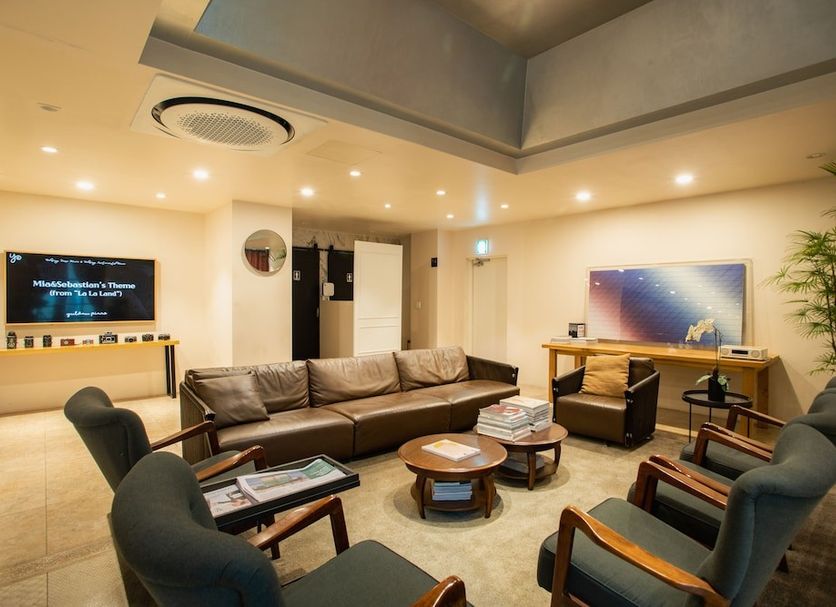Lounge Photo