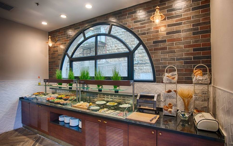 Buffet Photo