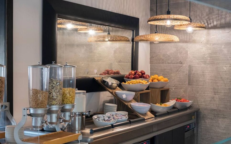 Buffet Photo