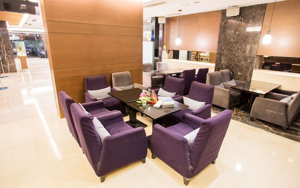 Lounge Photo