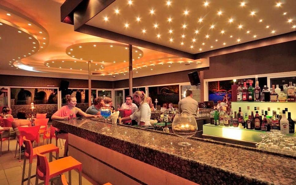 Bar Photo