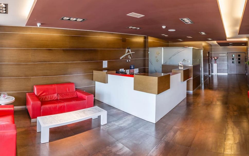 Front desk Photo