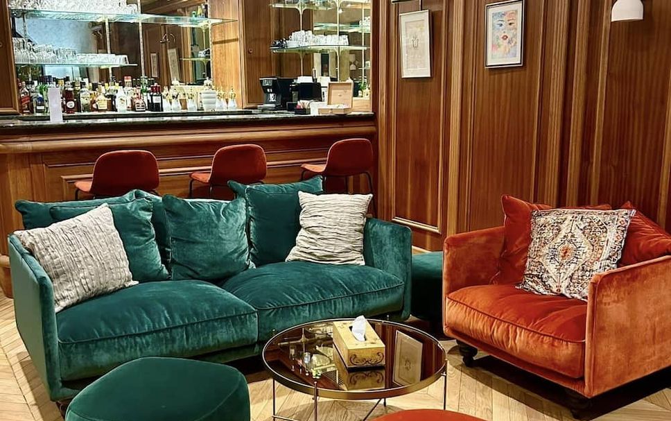 Lounge Photo
