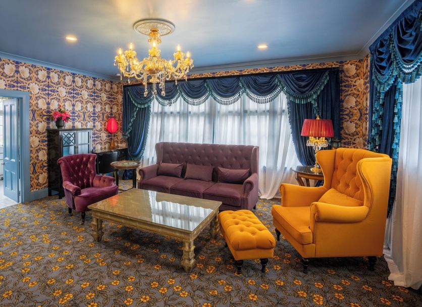 Lounge Photo