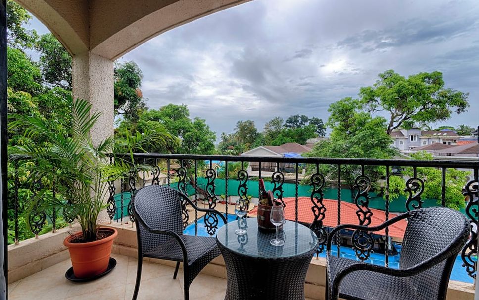 Balcony Photo